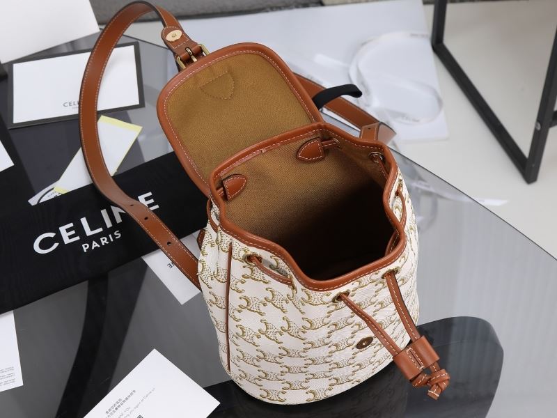 Ce1i*e triomphe bags